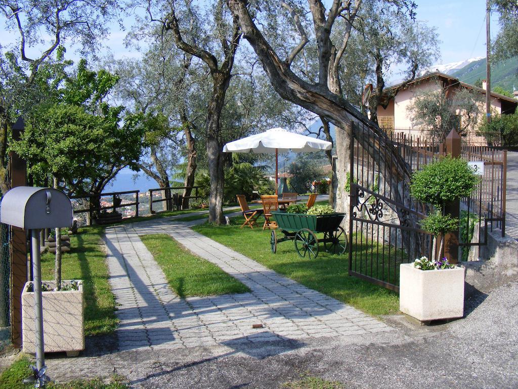 Casa Palmira Lägenhet Brenzone sul Garda Exteriör bild
