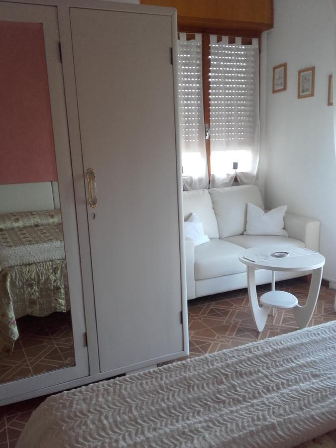 Casa Palmira Lägenhet Brenzone sul Garda Exteriör bild