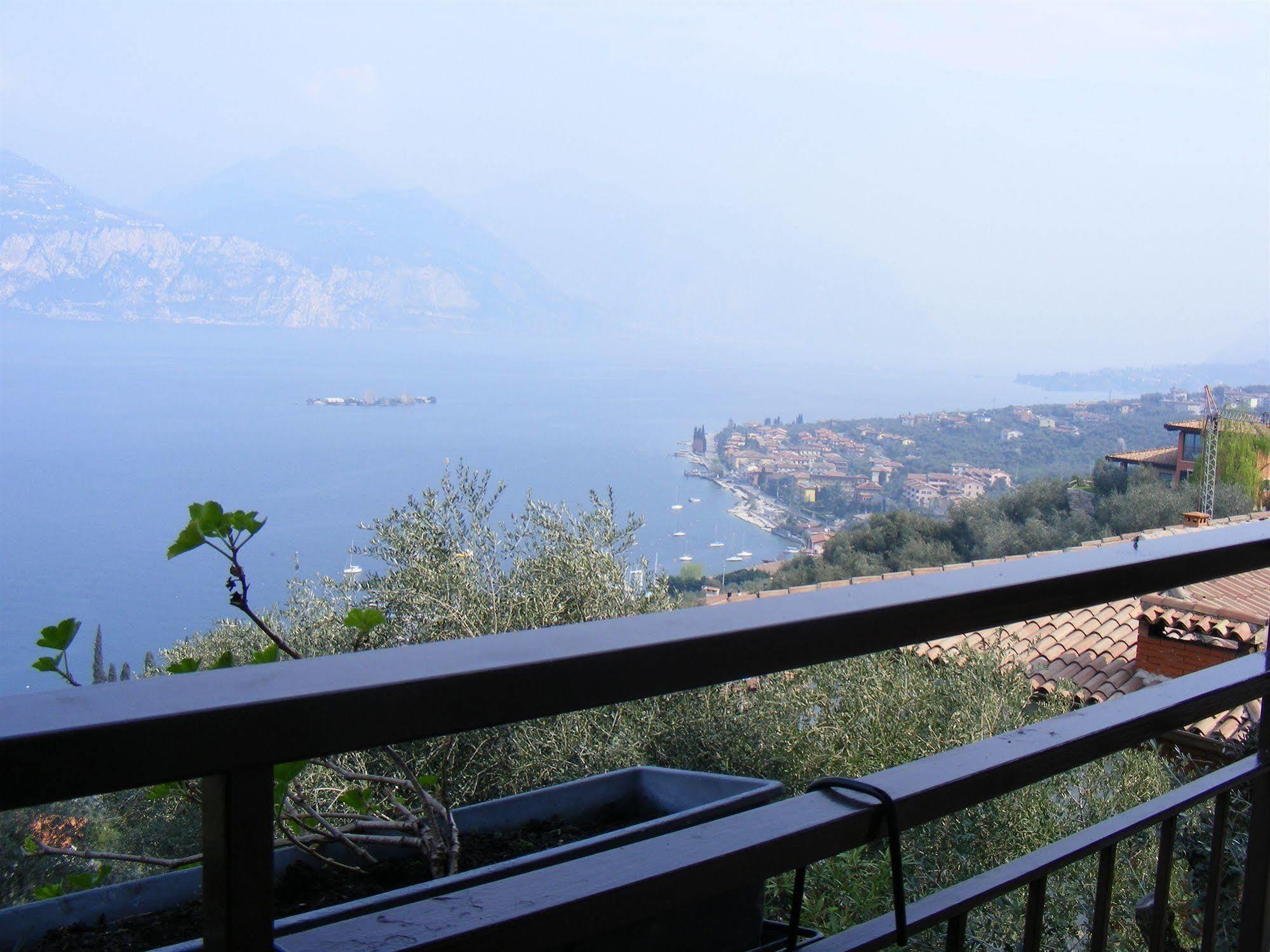 Casa Palmira Lägenhet Brenzone sul Garda Exteriör bild